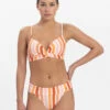BEACHLIFE Macaron Twist Bikinitop