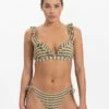 BEACHLIFE Woodstock Ruffle Bikinitop