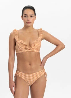BEACHLIFE Pied De Poule Ruffle Bikinitop