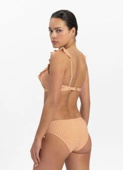 BEACHLIFE Pied De Poule Ruffle Bikinitop 9 BEACHLIFE Pied De Poule Ruffle Bikinitop -Beachlife Verkoopwinkel 125 176 209 176 3