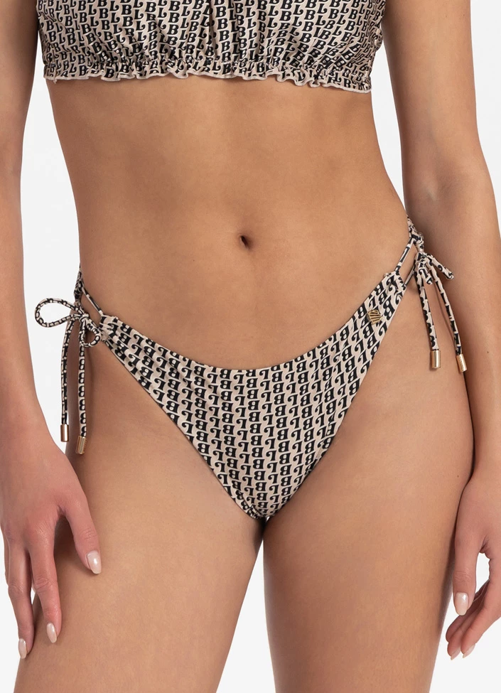 BEACHLIFE Monogram Strik Bikinibroekje 1 BEACHLIFE Monogram Strik Bikinibroekje